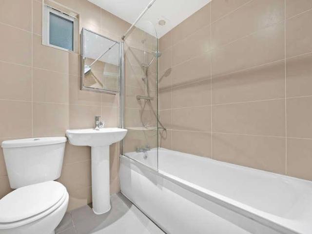 1 bed flat for sale