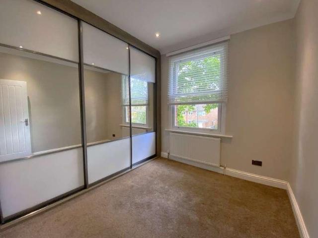 1 bed flat for sale