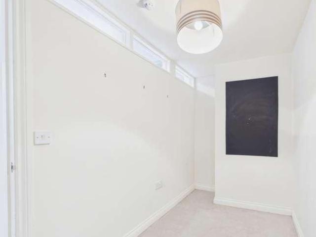 1 bed flat for sale