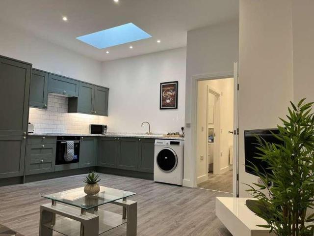1 bed flat for sale