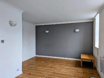 1 bed flat for sale