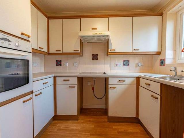 1 bed flat for sale