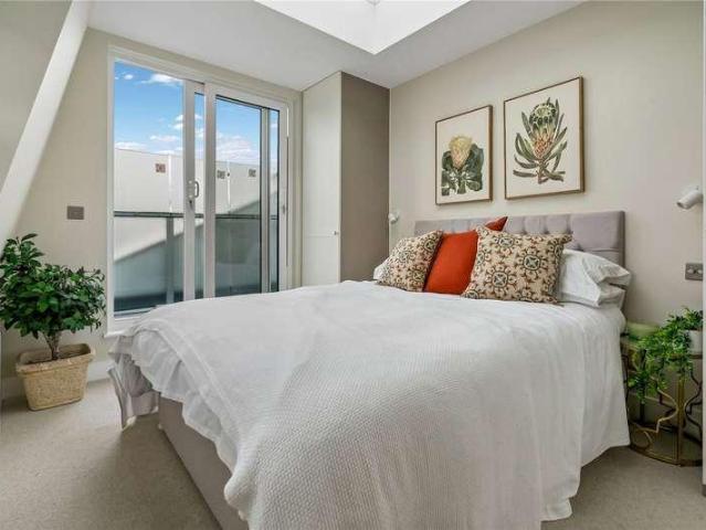 1 bed flat for sale