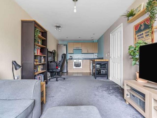 1 bed flat for sale