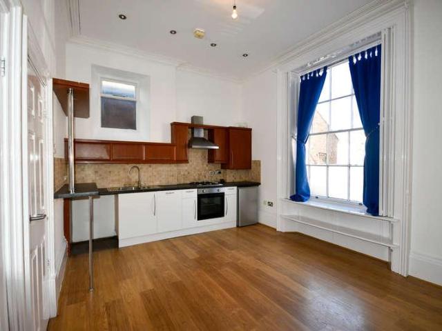1 bed flat for sale