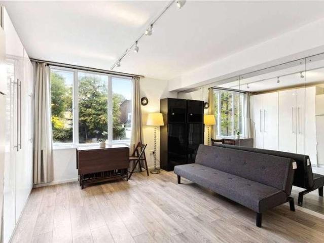 1 bed flat for sale