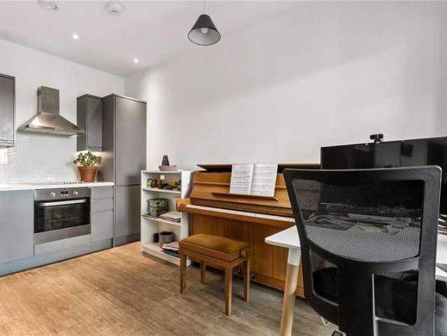 1 bed flat for sale