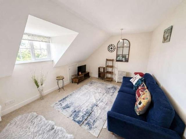 1 bed flat for sale