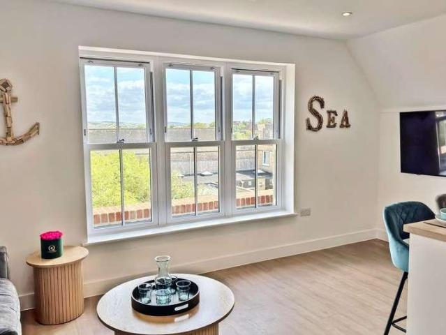 1 bed flat for sale
