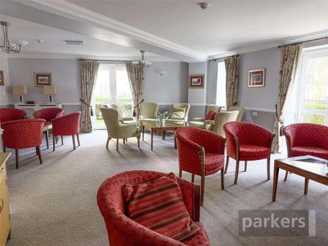 1 bed flat for sale