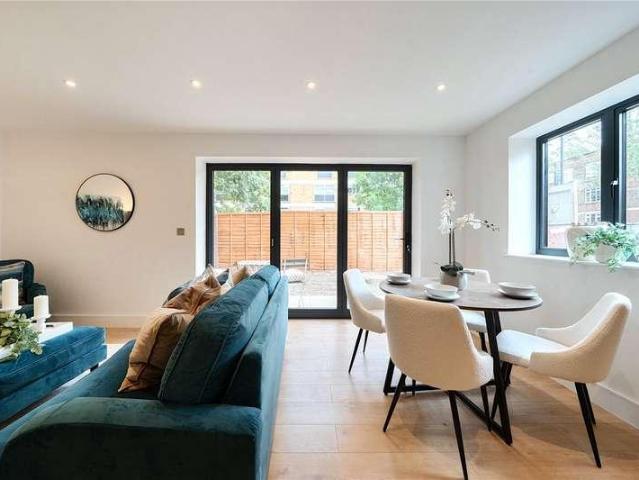 1 bed flat for sale