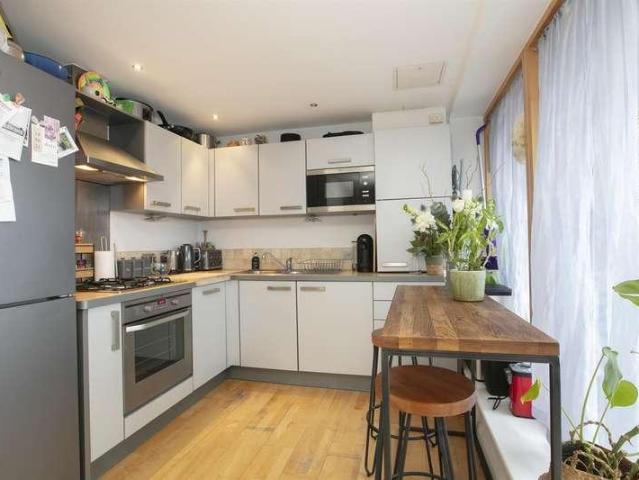 1 bed flat for sale
