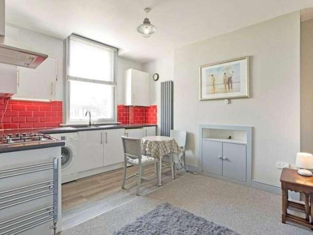 1 bed flat for sale
