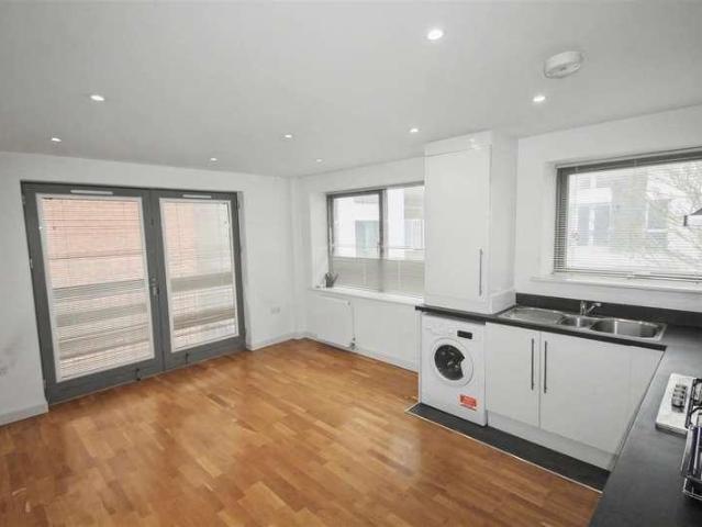 1 bed flat for sale