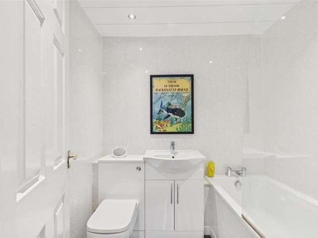 1 bed flat for sale