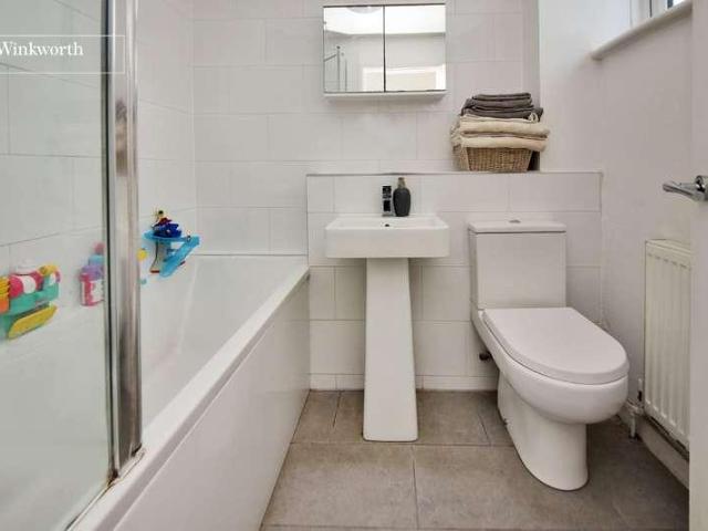 1 bed flat for sale
