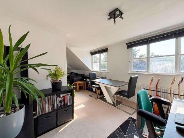 1 bed flat for sale