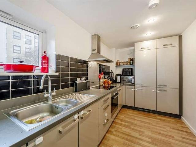 1 bed flat for sale