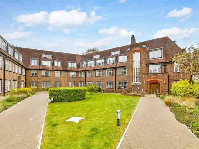 1 bed flat for sale