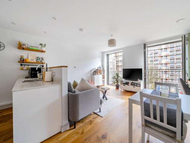 1 bed flat for sale