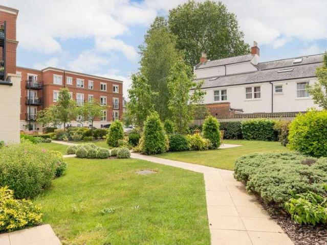 1 bed flat for sale