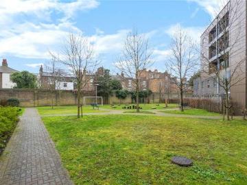 1 bed flat for sale