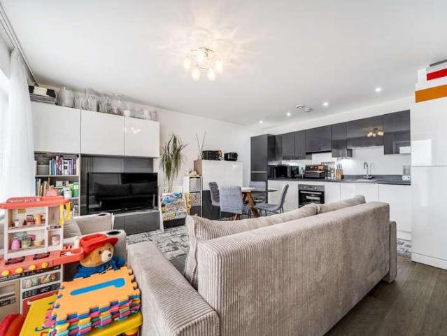 1 bed flat for sale