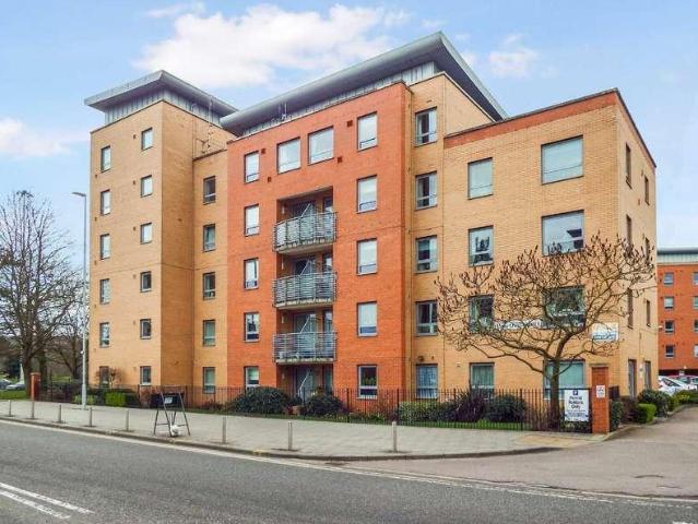 1 bed flat for sale