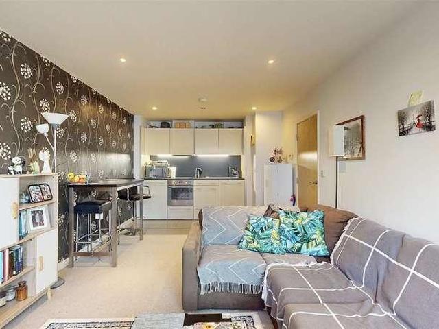 1 bed flat for sale