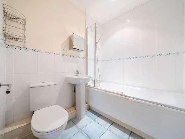 1 bed flat for sale