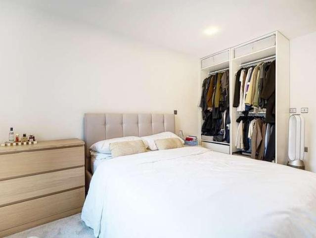 1 bed flat for sale