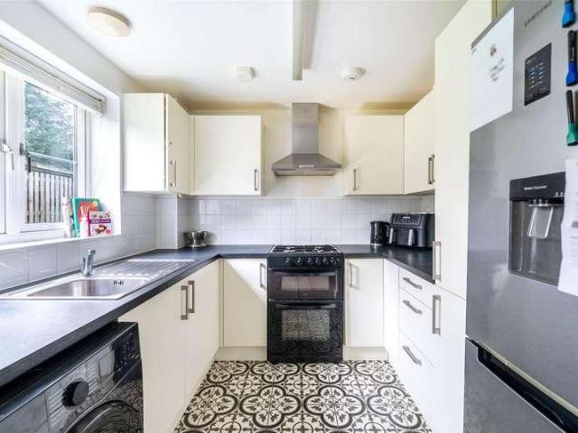 1 bed flat for sale