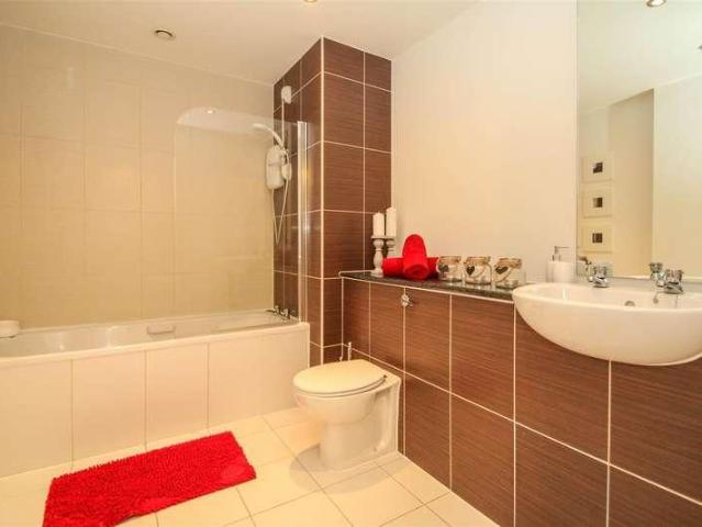 1 bed flat for sale