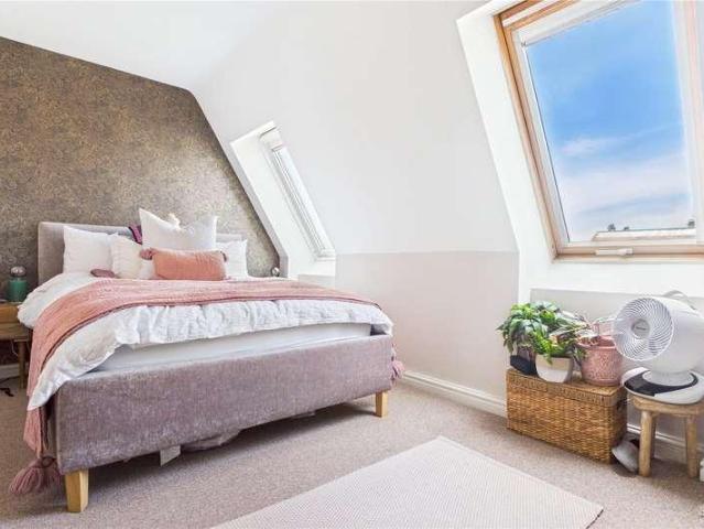 1 bed flat for sale
