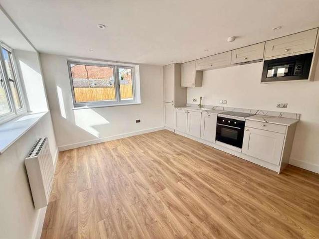 1 bed flat for sale