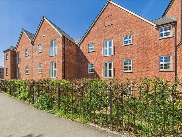 1 bed flat for sale