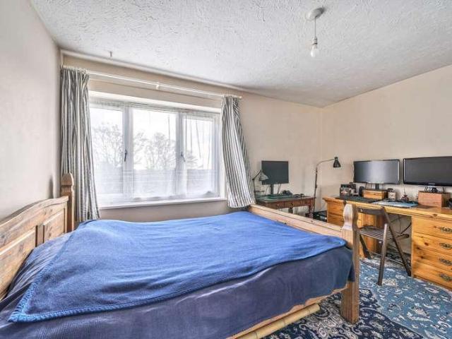 1 bed flat for sale