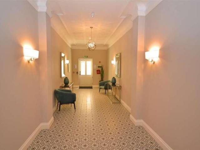 1 bed flat for sale