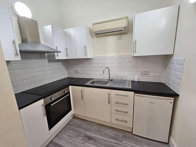 1 bed flat for sale