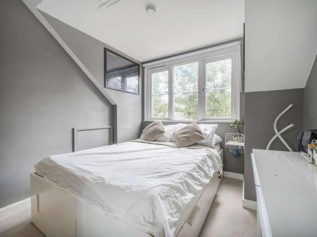 1 bed flat for sale