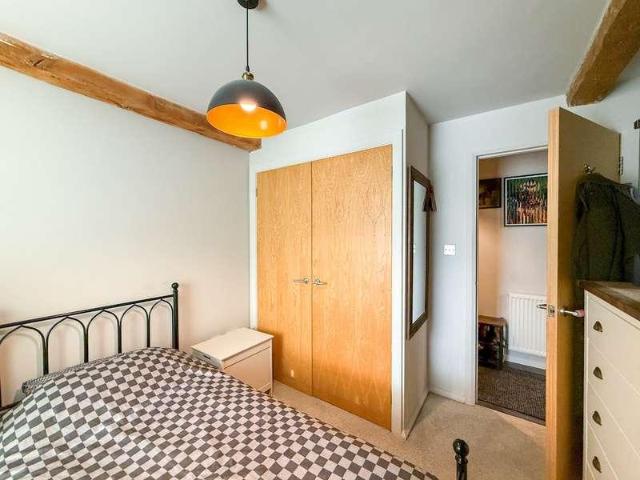 1 bed flat for sale
