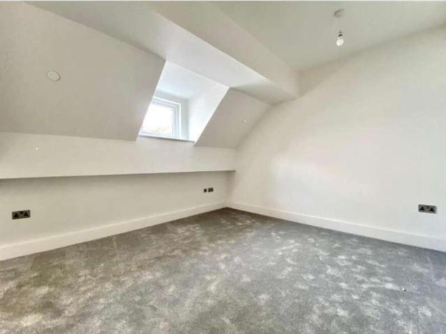 1 bed flat for sale