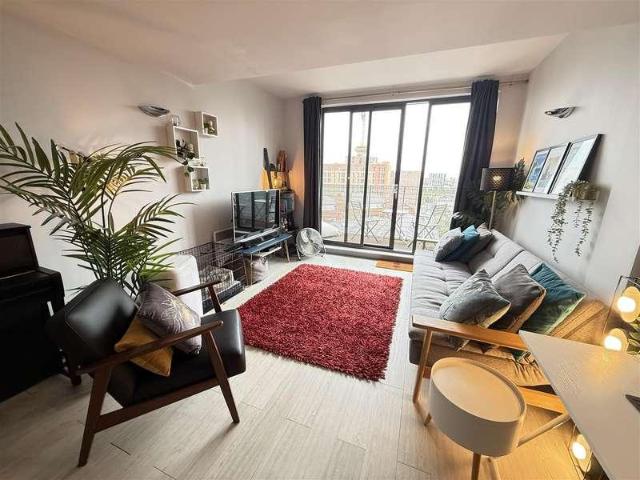 1 bed flat for sale