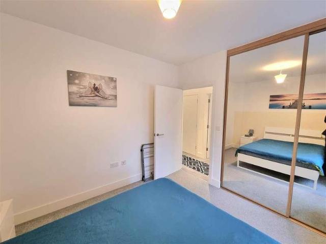 1 bed flat for sale