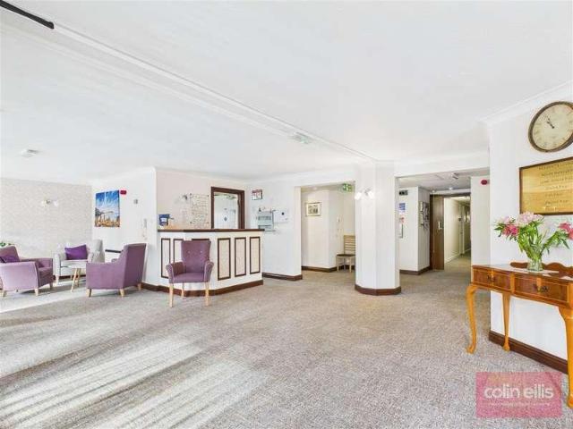 1 bed flat for sale