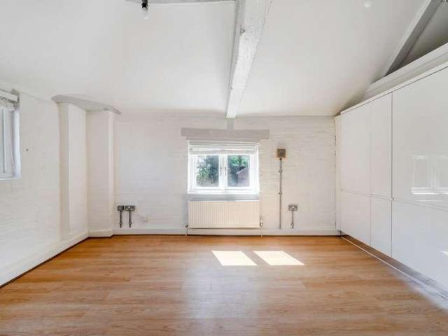 1 bed flat for sale