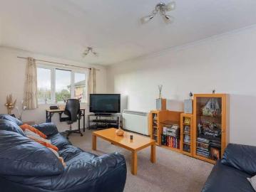 1 bed flat for sale