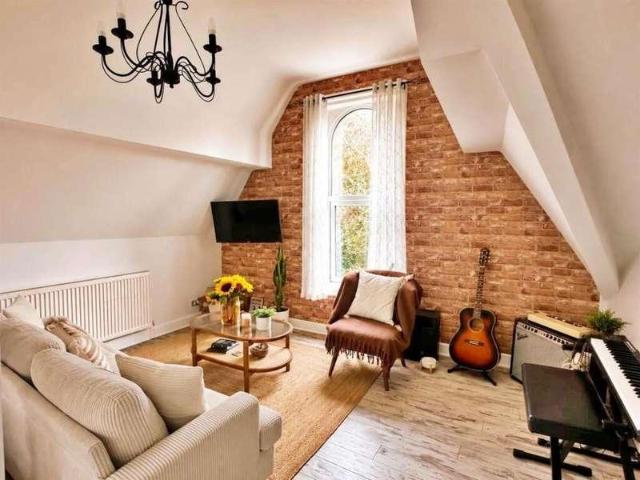 1 bed flat for sale