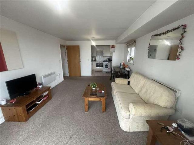 1 bed flat for sale