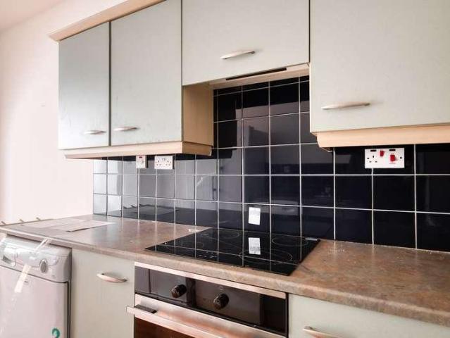 1 bed flat for sale